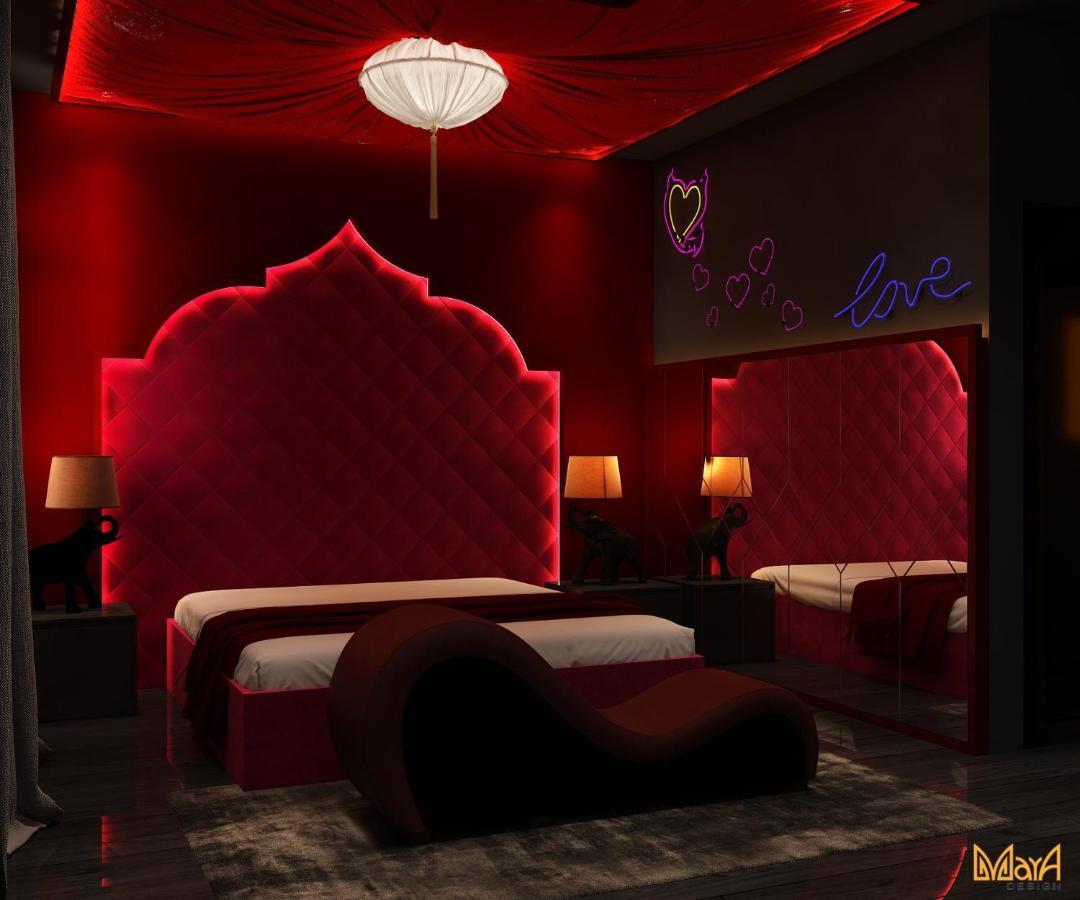 Love Hotel 락자 외부 사진